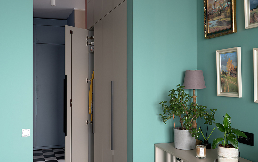 Шкафы и кухня Стоун Колор для однушки с круговой планировкой